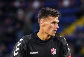 Doelman Jan Hoekstra weg bij FC Emmen