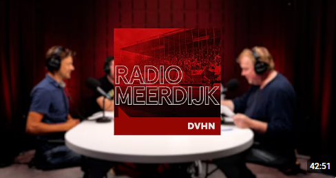 Voor pyro-fans is de wedstrijd een hinderlijke onderbreking van hun supportersbestaan