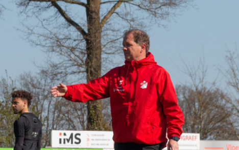 Assistent-trainer Marc Hegeman herstellende na hartinfarct