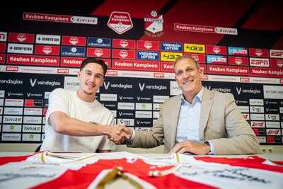 Dirk Jan Baron tekent bij FC Emmen