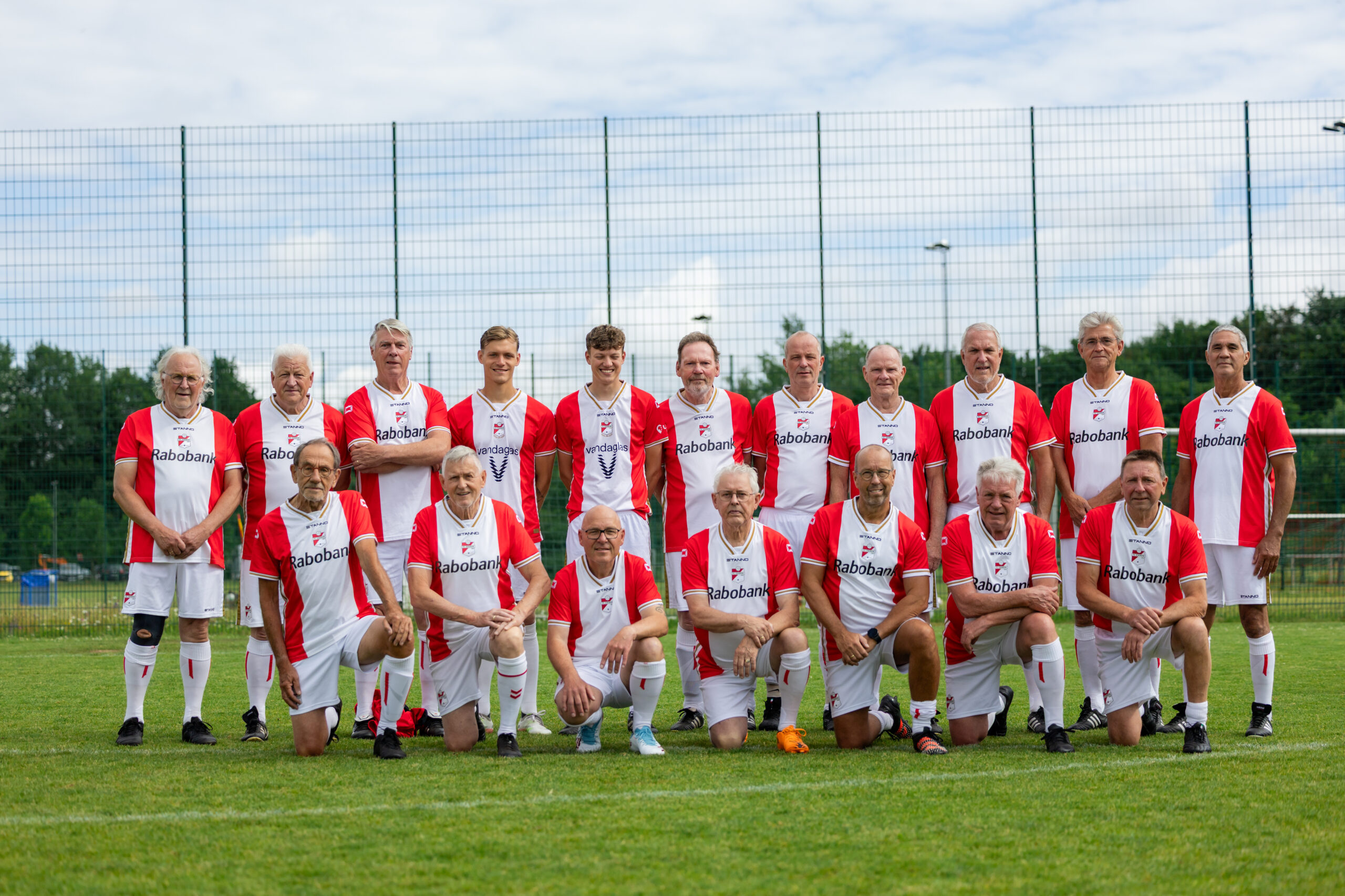 FC Emmen OldStars naar Hamburg
