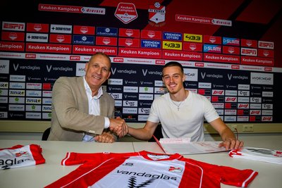 FC Emmen heeft Vincent Carus gecontracteerd