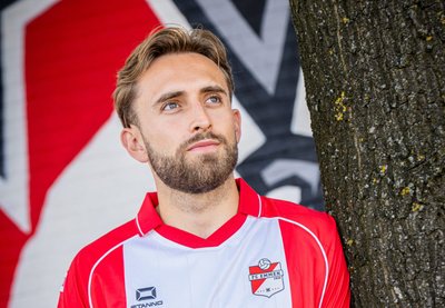 FC Emmen contracteert Jack Cooper-Love